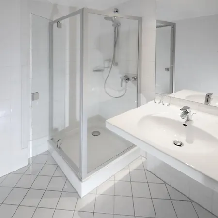 Hotel Wyndham Garden 4*